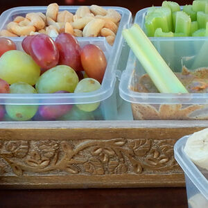 1A_Healthy-holiday-travel-snacks_1338x460