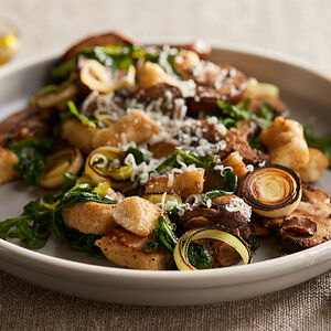 Cauliflower_Gnocchi_with_Mushrooms_and_Leeks_Web_1200x600