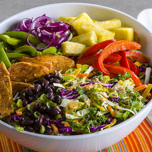 Chipotle_Chicken_Fajita_Salad-51_1200x600