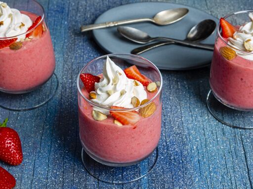 Banana Berry Snow Flurry