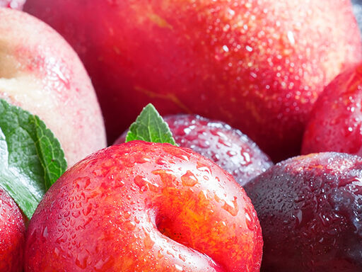 Peaches_plums_vs_breast_cancer-1338x460